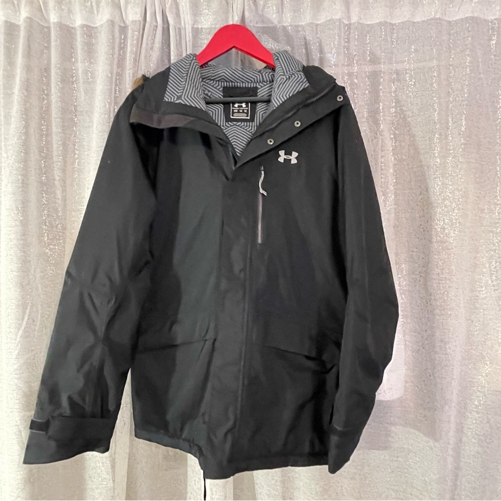 Under Armour Men's Black Jacket Coat Size M with hood